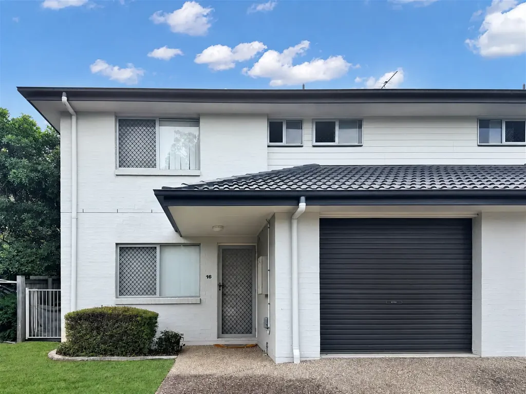 Mango Hill 3 Slaapkamer Private Corner Townhouse in Serrata - Walk to Train, Shops & Future Griffin Connection
