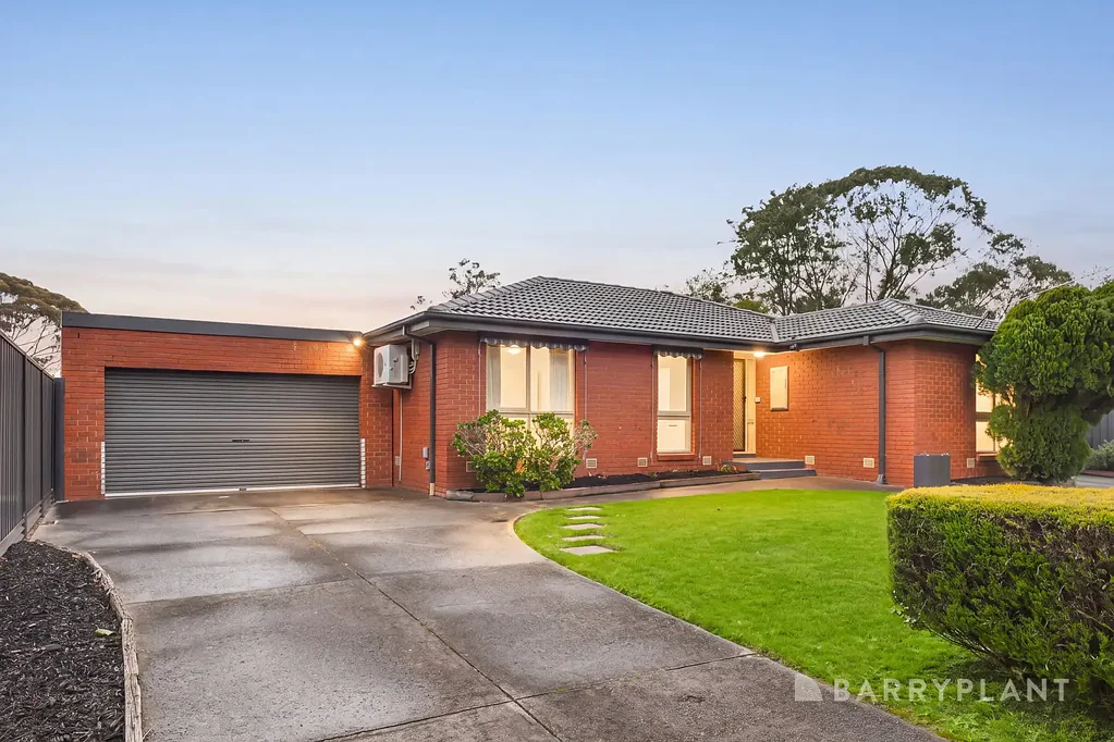 Bayswater North 3Kwarto * Sale by Set Date on Monday 12th October at 5pm (unless sold prior) *