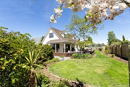 19 McKenzie Place, Waikuku Beach