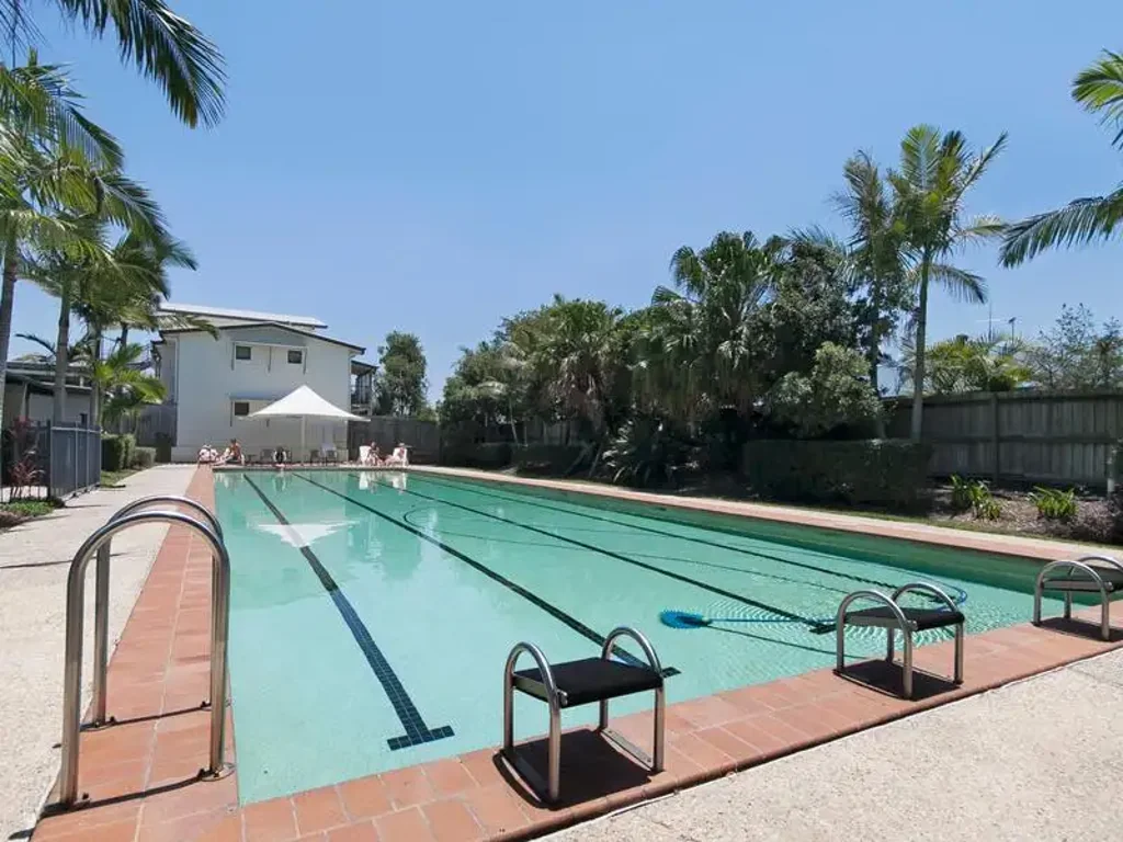 STUDENT AND SINGLE SHARE ACCOMMODATION $270pw with unlimited internet