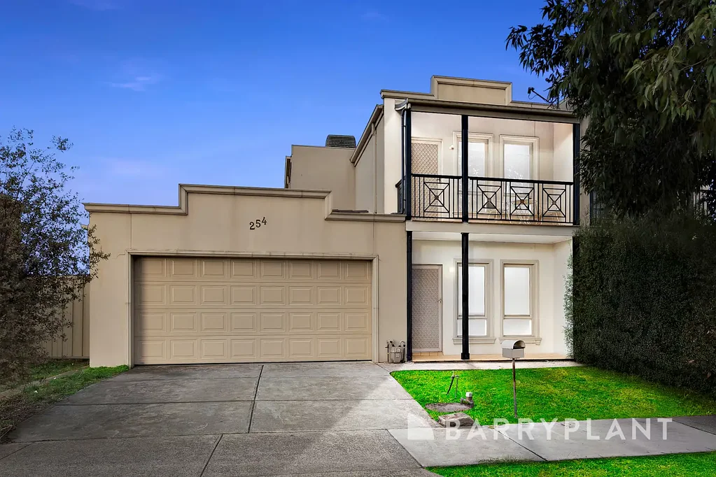254 Station Road, Cairnlea, VIC 3023