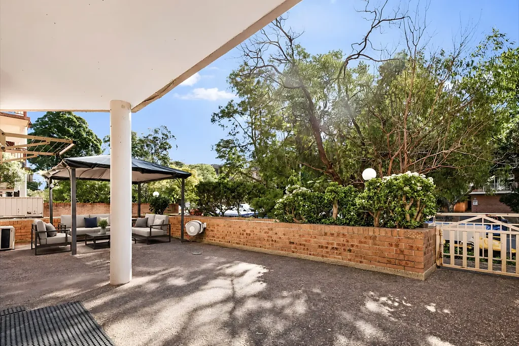 Parramatta 2Zimmer SPACIOUS GROUND FLOOR LIVING WITH AN EXPANSIVE PRIVATE COURTYARD