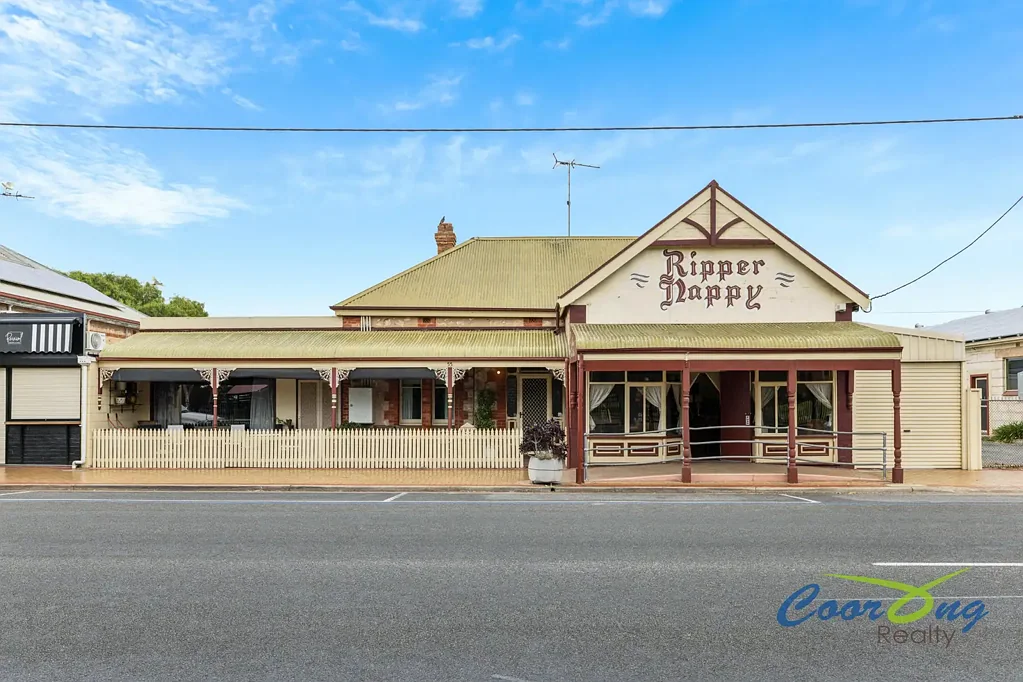 Tailem Bend 3房  Residential, business or both!