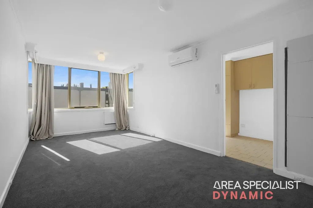 Prime Location & Spacious Living Spaces!
