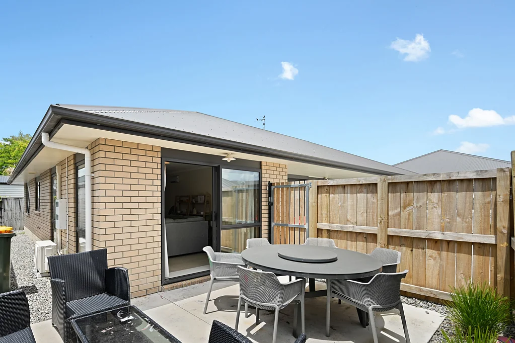 Beerescourt 2 Slaapkamer Representing Outstanding Value