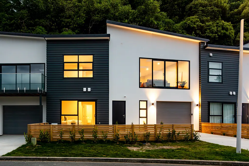 Whitby 3房  Modern Comfort with Scenic Charm - BRAND NEW