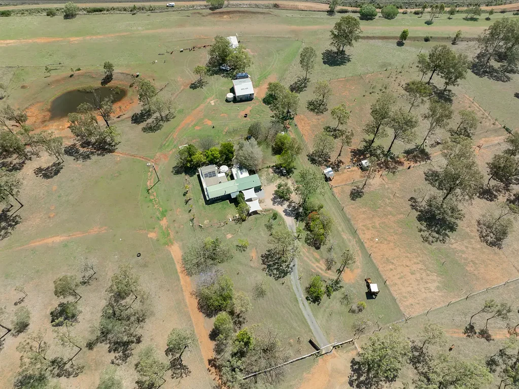 100 Potters Road, Wooderson, QLD 4680