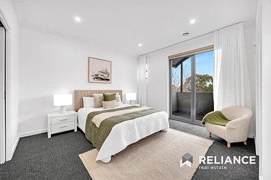 61 Hemsley Promenade, Point Cook, VIC 3030, 4 chambres, 2 salles de bain, House
