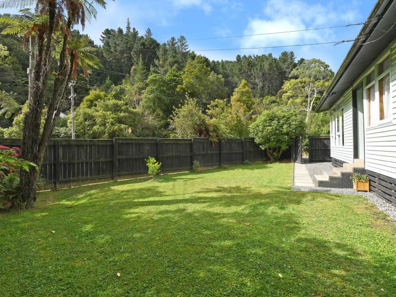 104 Pinehaven Road, Pinehaven, Upper Hutt, 3 રૂમ, 1 બાથરૂમ