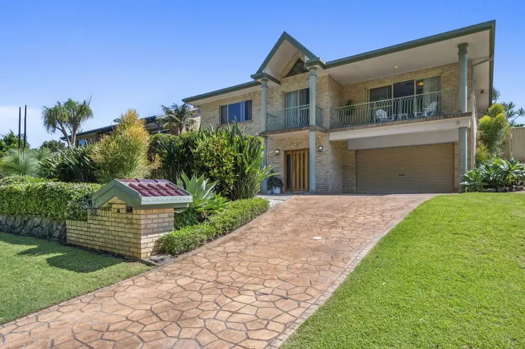 Coffs Harbour 5कमरा Coastal living at its best