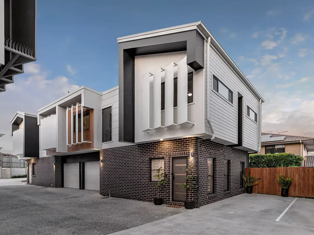 2/76 Graham Road, Carseldine, QLD 4034
