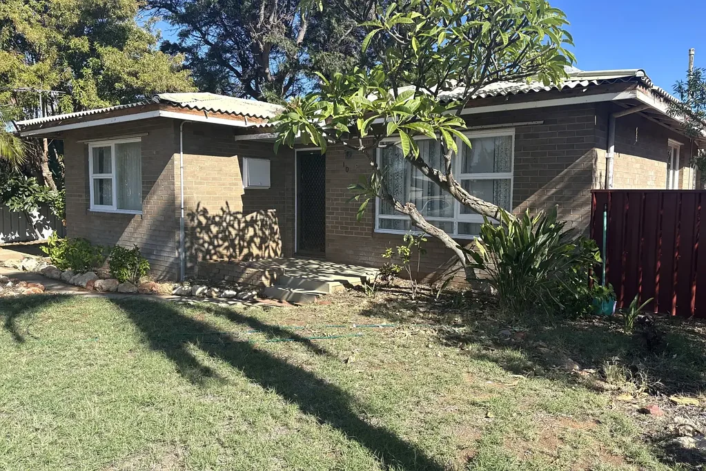 South Carnarvon 3ਬੈੱਡਰੂਮ Charming Brick Gem near Boat Harbour