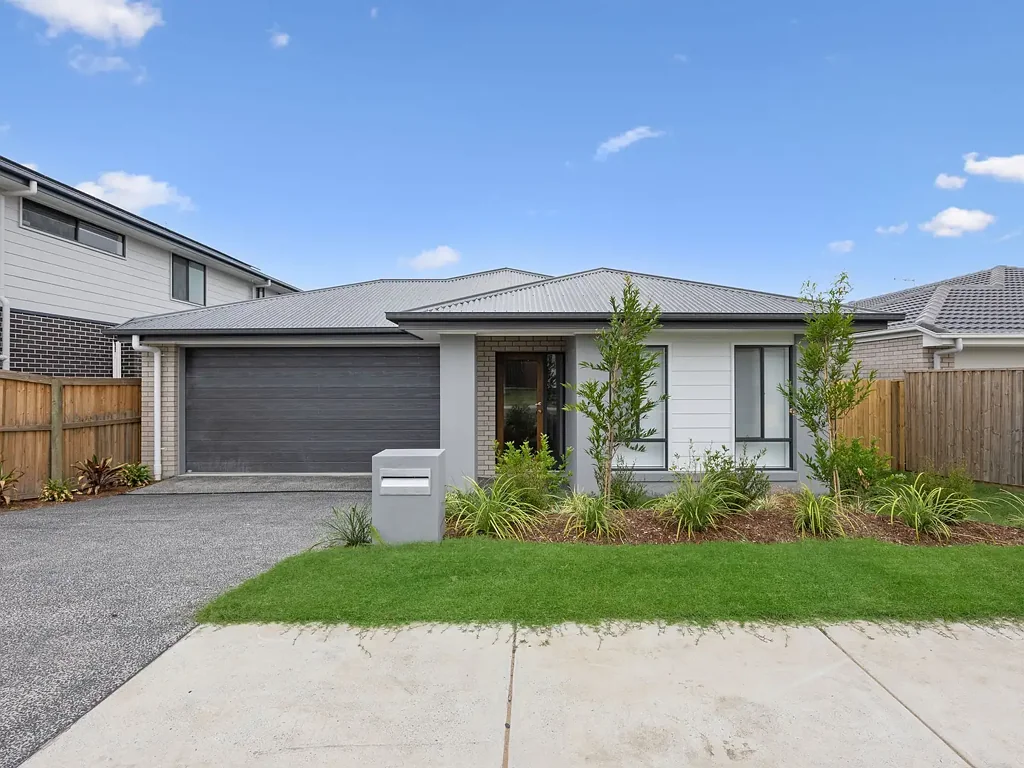 Spacious Family Living in the Heart of Ripley