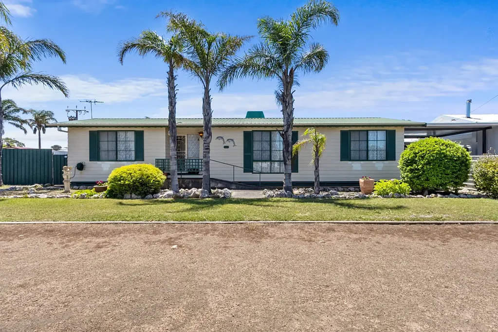 Stansbury 4房  Low-Maintenance Lifestyle with Space and Flexibility