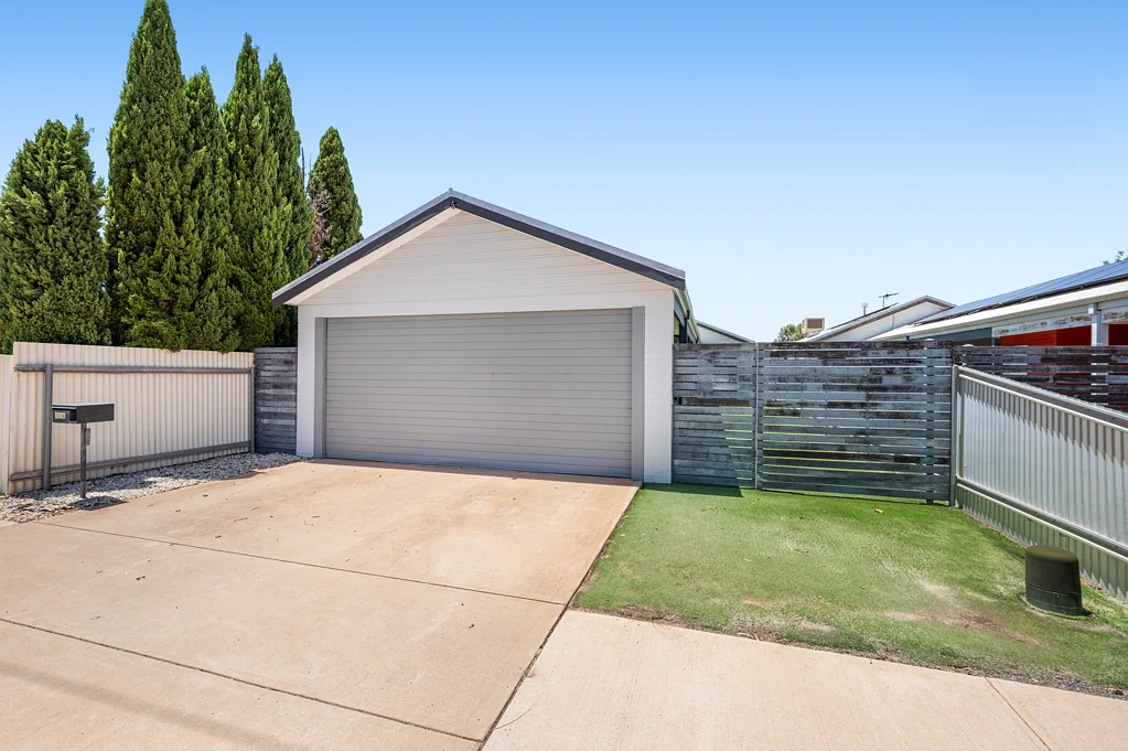 121A Campbell Street, Lamington, WA 6430