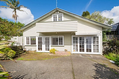 Comfortable 2-Bedroom Home in St Lukes for rent