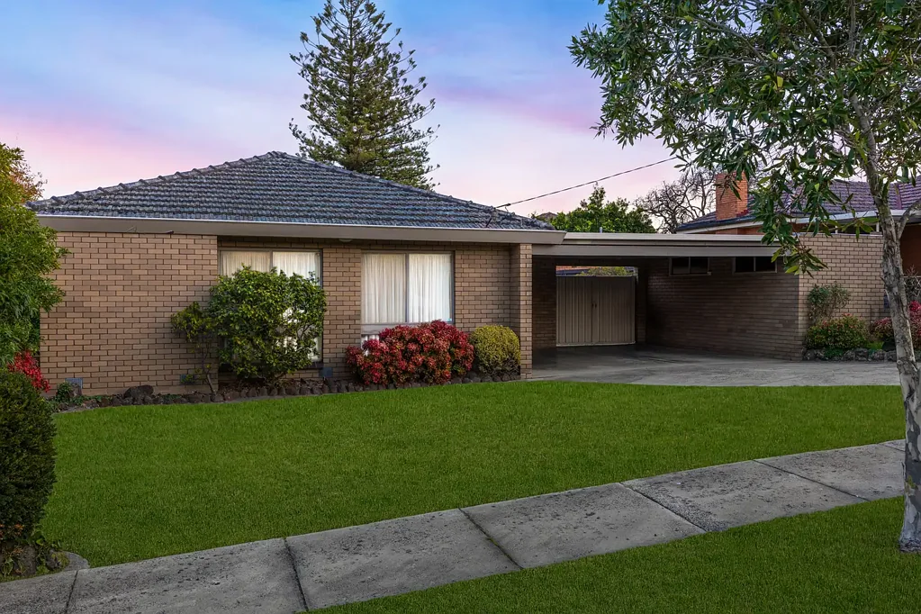 30 Leopold Street, Burwood, VIC 3125