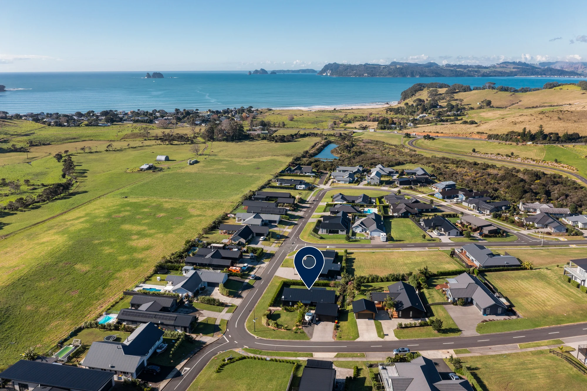 Wharekaho 3બેડરૂમ Entry level, sea views