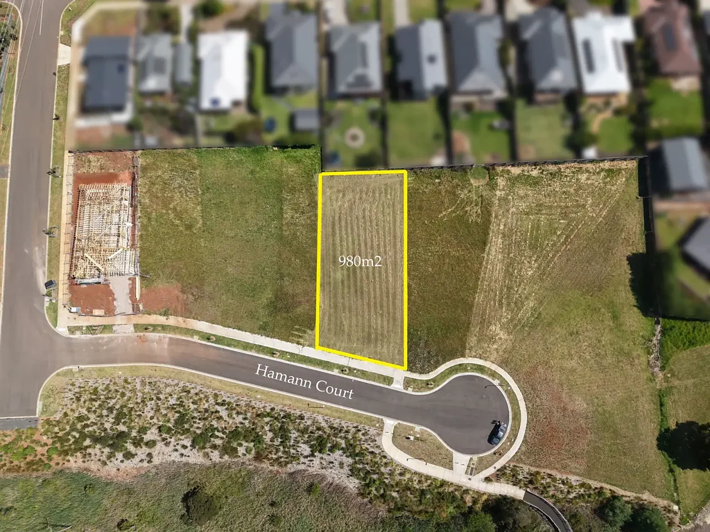 Leongatha GENEROUS BLOCK SIZE WITH ELEVATED VIEWS!