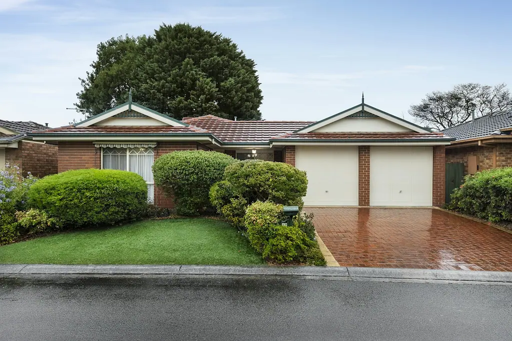 12 Ramble Crescent, Croydon, VIC 3136