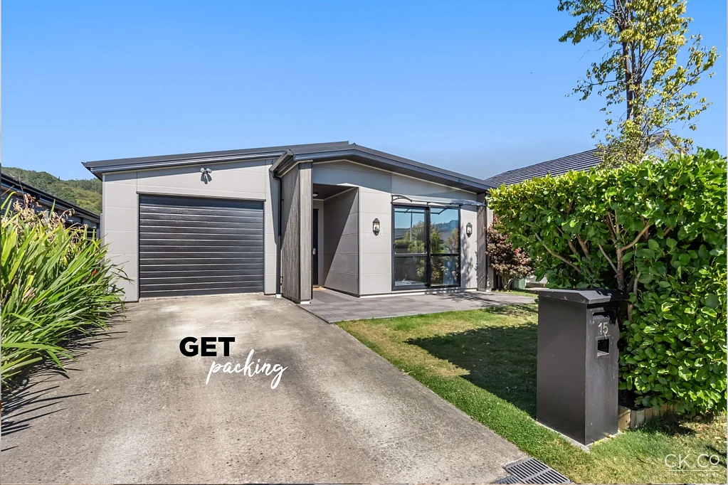 15 Te Kaeaea Crescent, Wallaceville, Upper Hutt City, Wellington