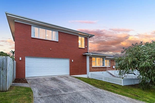 2/2 Tye Road, Hillcrest, North Shore City