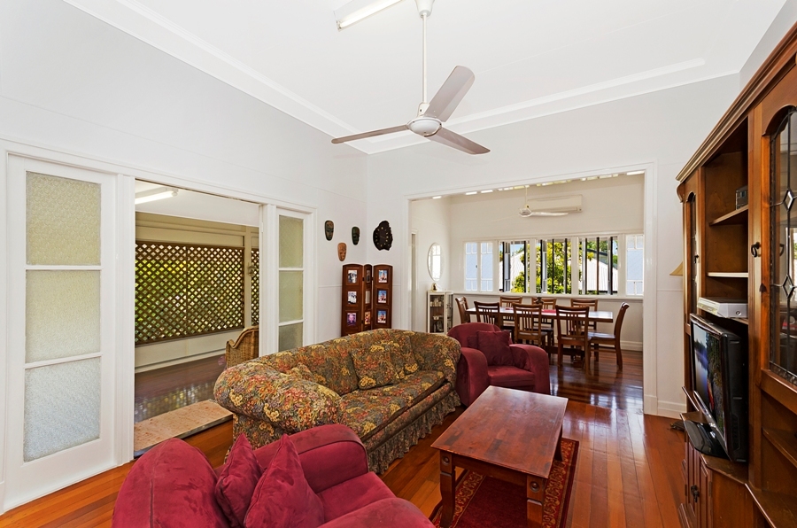 32 SURREY ST, HYDE PARK QLD 4812, 0 Bedrooms, 0 Bathrooms, House