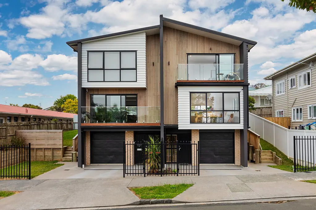 Western Springs 3Moenga Modern Living, Prime Location