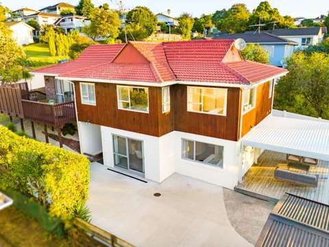 Torbay 4部屋 Beautiful Family Home with Income Potential