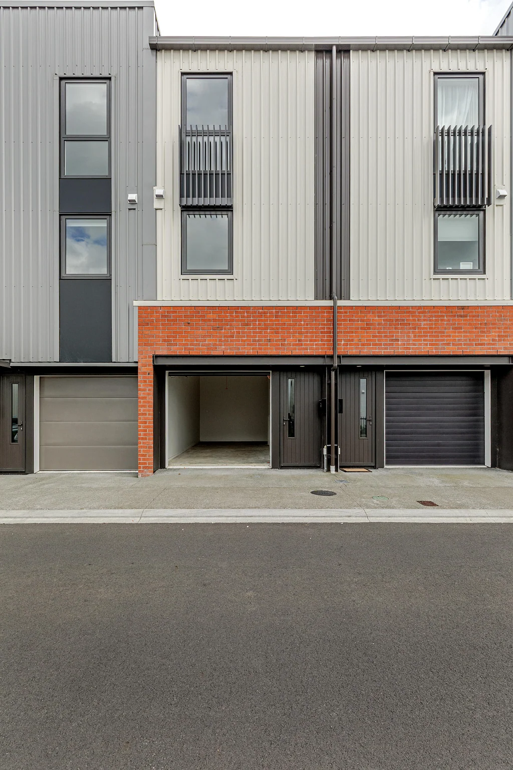 Mount Albert 2 Slaapkamer 2-Bed Townhouse + Study - Prime Mt Albert Location