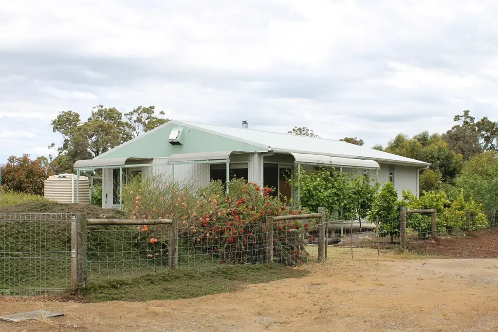 Frankland River 2غرفة نوم LIGHT-FILLED COUNTRY HOME WITH SPACE, COMFORT & PRACTICAL LIVING