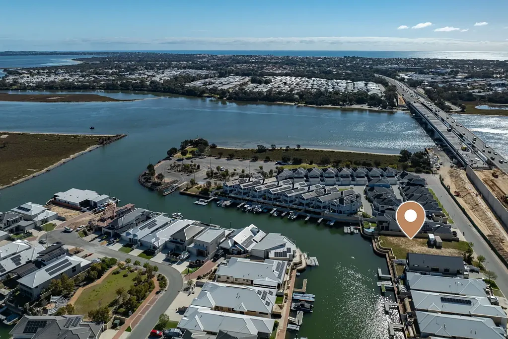 Dudley Park Rare Canal-Side Opportunity in Prestigious Dudley Park