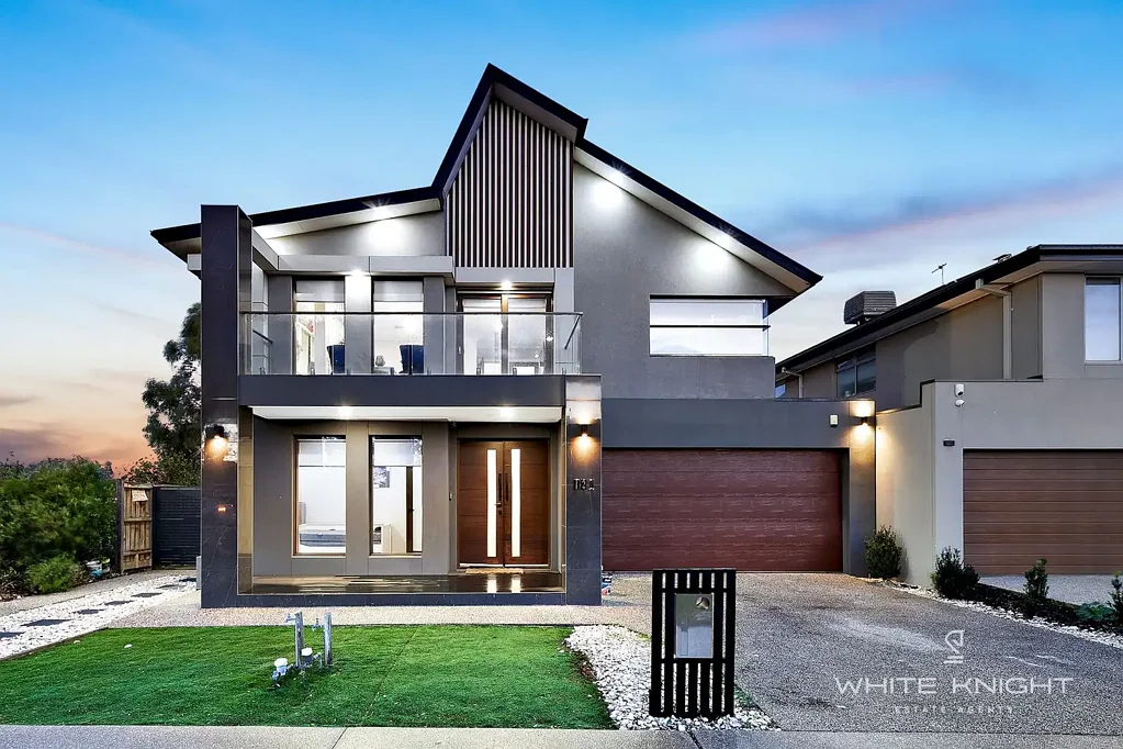 Aintree 5ਬੈੱਡਰੂਮ JUST WALK UPTO SCHOOL/SHOPS- A PREMIUM ADDRESS WITH 45 SQUARES!