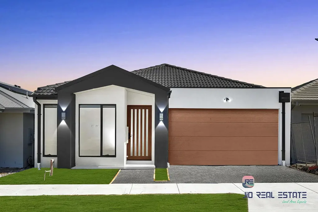 Fraser Rise 4બેડરૂમ FULLY UPGRADED BRAND NEW NORTH FACING HOME WITH 2 MASTER BEDROOMS | STAMP DUTY SAVINGS & FHOG AVAILABLE