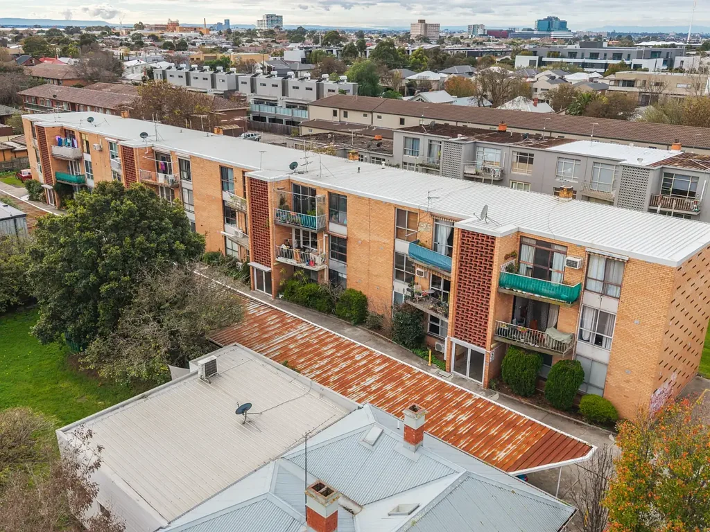 West Footscray 2 Slaapkamer Position, Potential and Lifestyle Appeal.