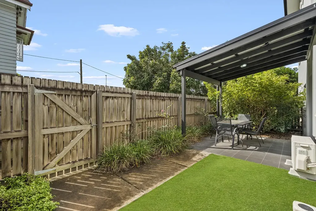 2/39 Nieppe Street, Kedron, QLD 4031