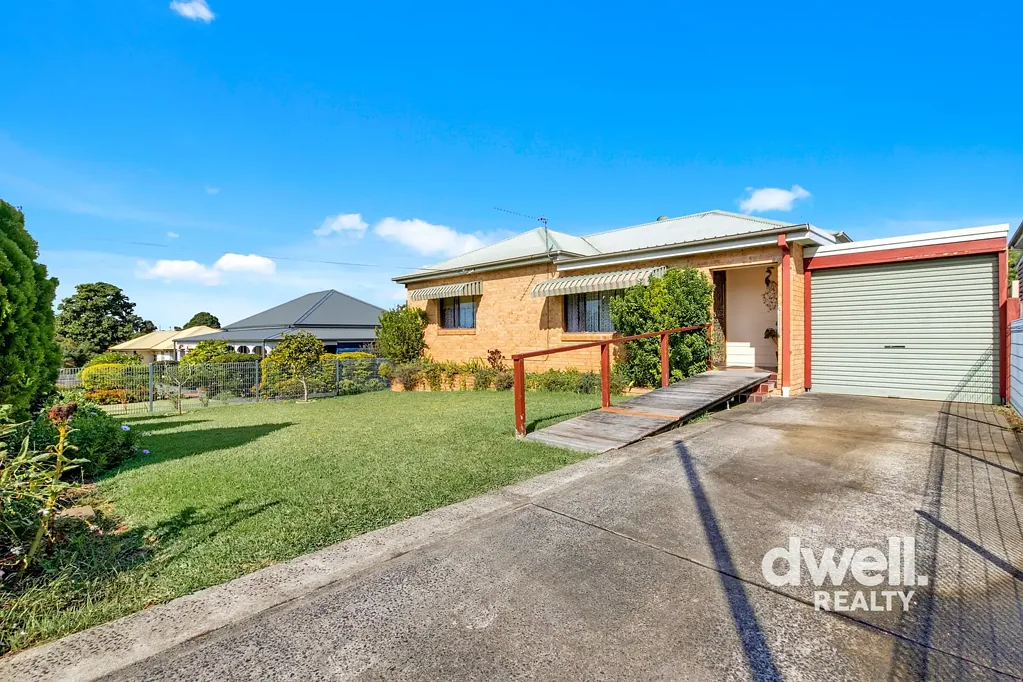8 WILSON AVENUE, Nowra, NSW 2541