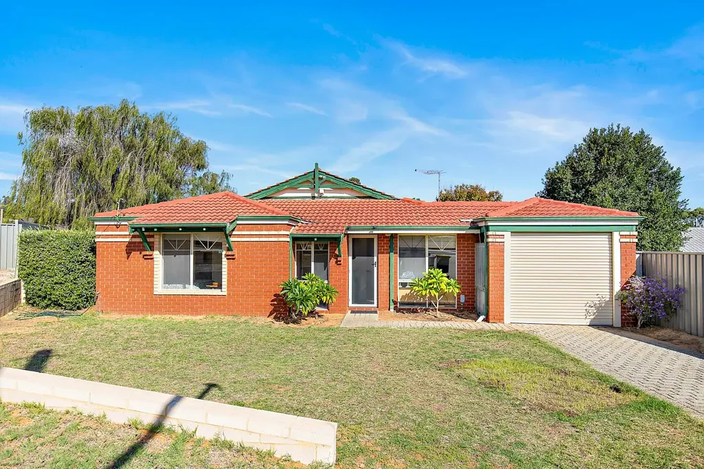 Parmelia 4房  UNDER OFFER BY FAYEZ HOURANI
