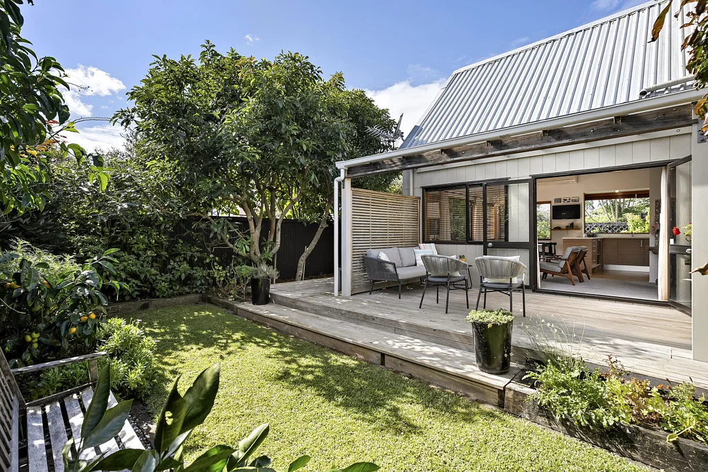 2/85 Gribblehirst Road, Sandringham, Auckland City, Auckland