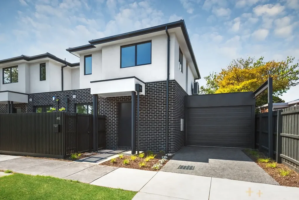 INSPECTIONS BY APPOINTMENT FROM THE 8TH JULY - 12 MTH LEASE - APPLY SUBJECT TO VIEWING