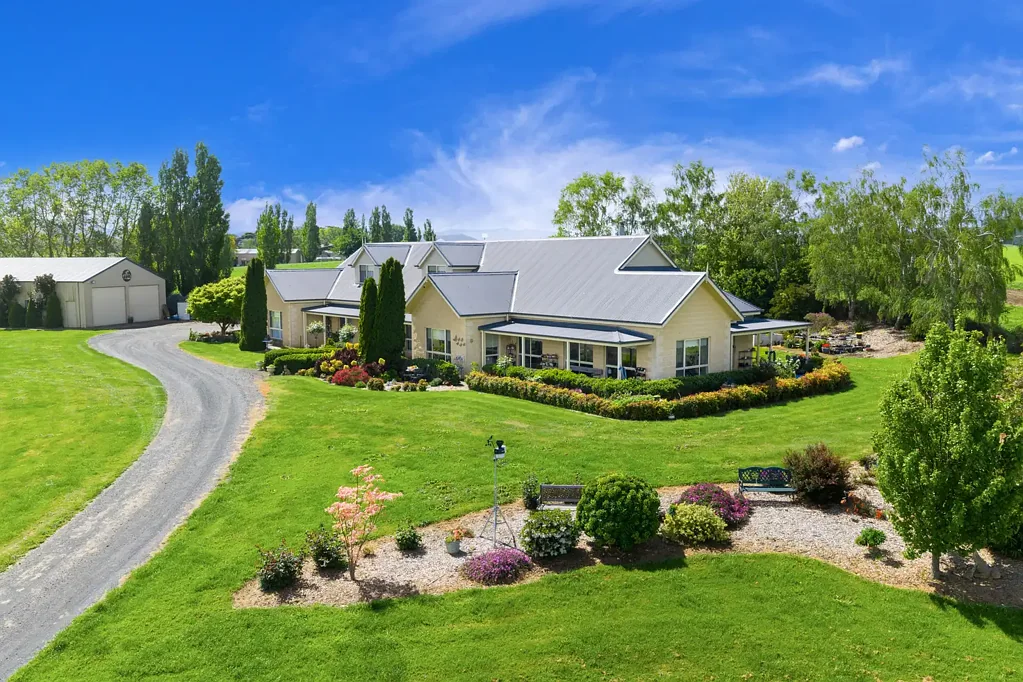 Neerim South  Iconic Sandstone Home