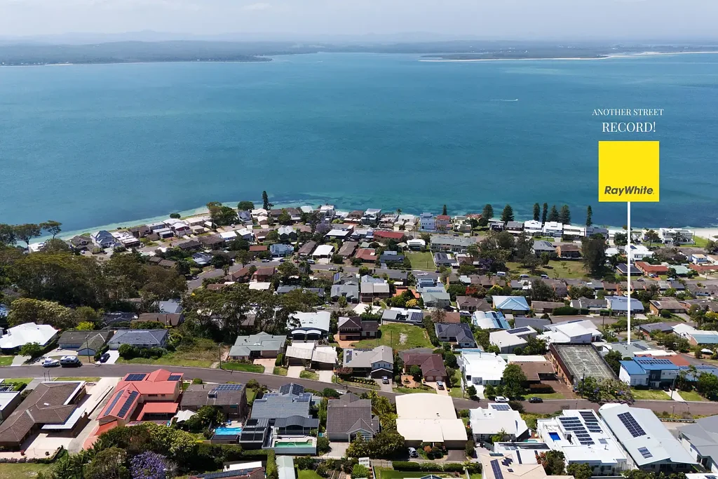 10 Warruga Street, Corlette, NSW 2315