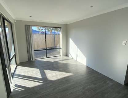 2 Coniston Drive, Ellenbrook, WA 6069, 3 Bedrooms, 2 Bathrooms, House