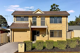 10 Fuchsia Crescent, Quakers Hill