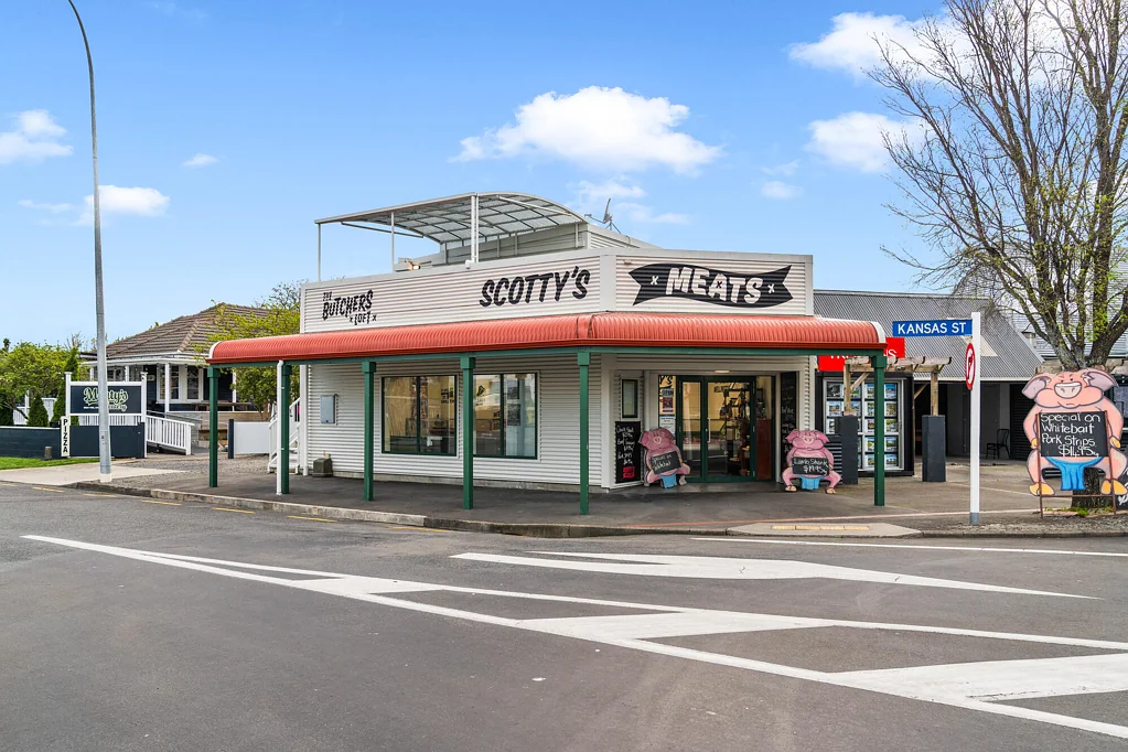 Martinborough Prime Commercial Building - Heart of Martinborough