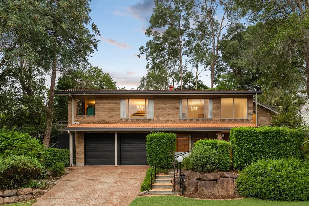 17 Dusk Street, Kenmore, QLD 4069