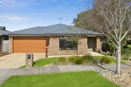 35 Saltbreeze Boulevard, Armstrong Creek