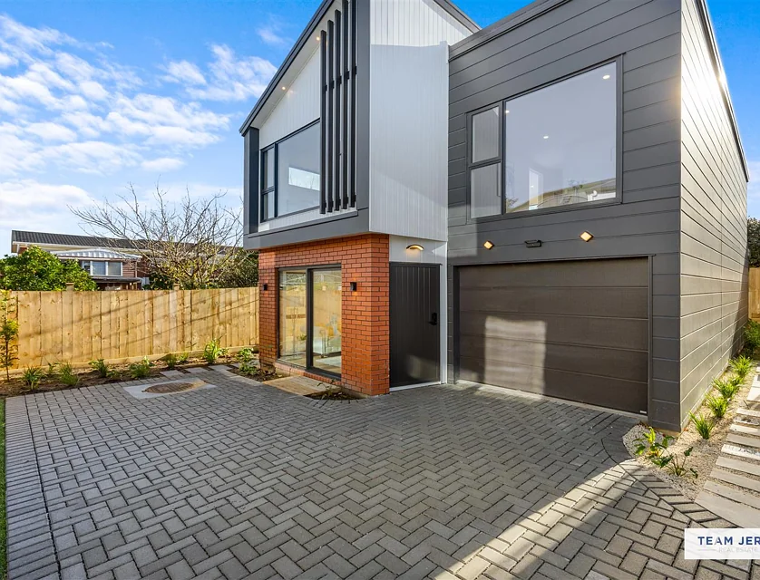 Lot 4, 12 Baringa Place, Botany Downs, Manukau City, 4房, 3浴, 独立屋