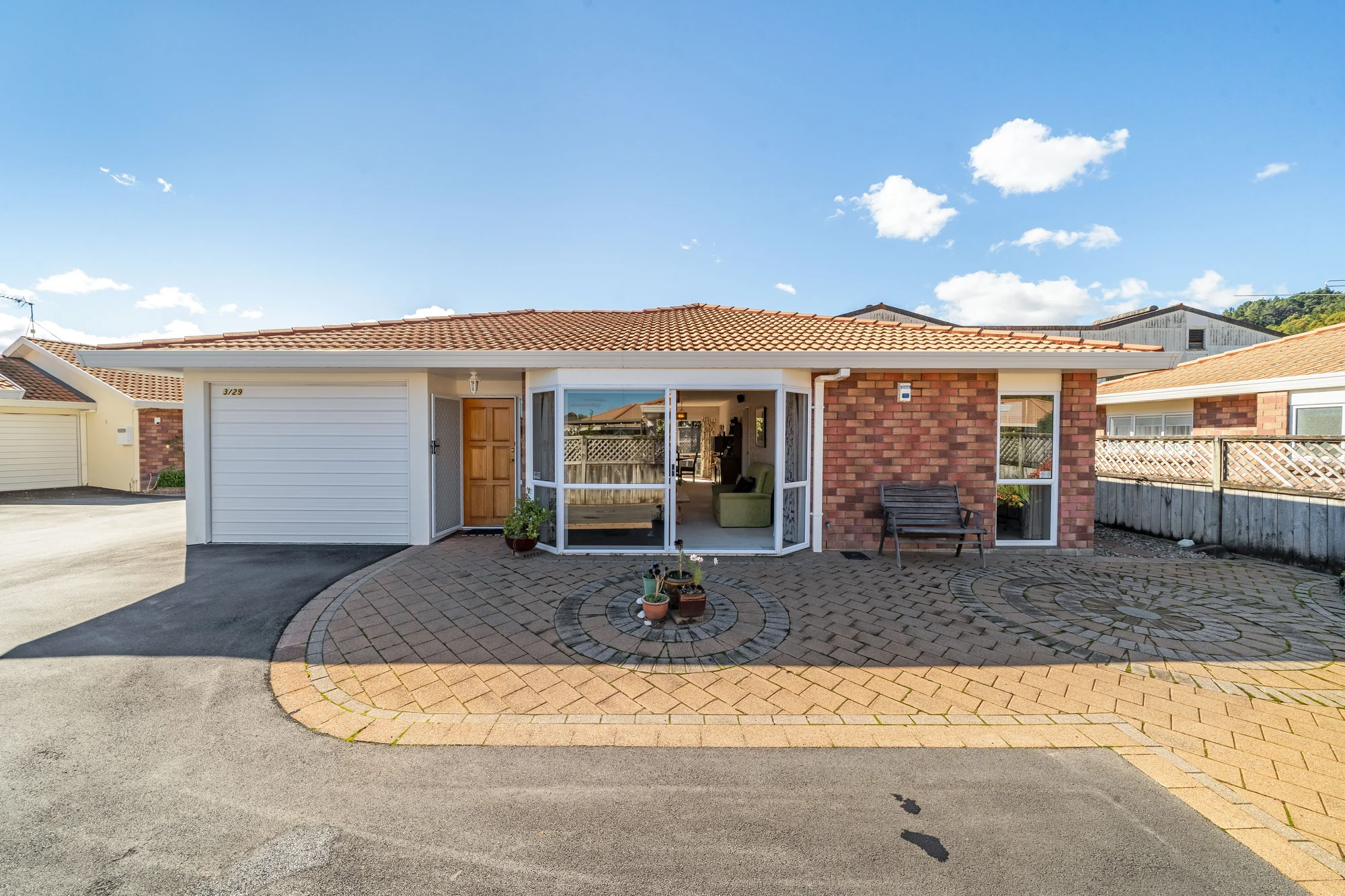 Wallaceville 2 Slaapkamer Location and Security