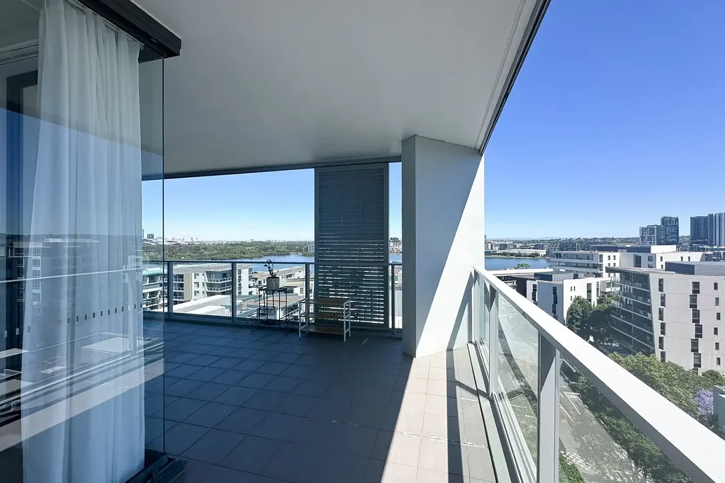 Luxury Apartment with Spectacular Water Views | Top Floor of Complex